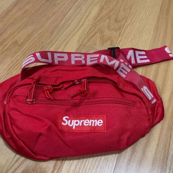Supreme SS18 Waist Crossbody Bag - Picture 4 of 4